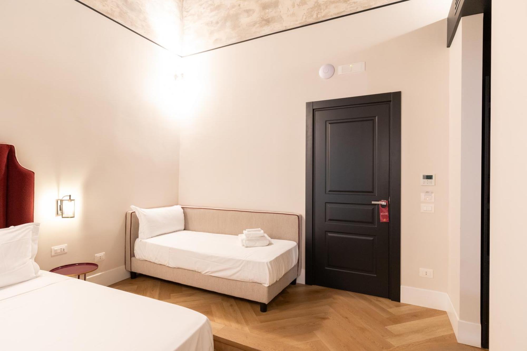 Relais Ammira Hotel Napoli Ngoại thất bức ảnh