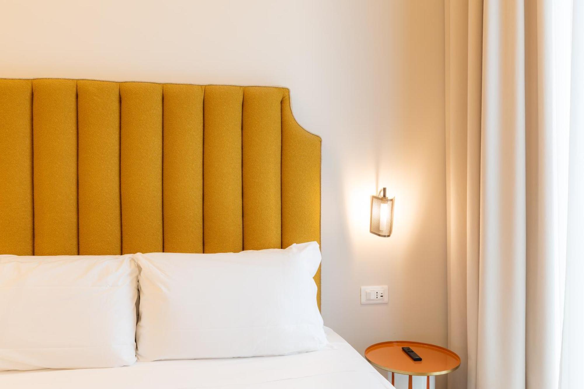 Relais Ammira Hotel Napoli Ngoại thất bức ảnh